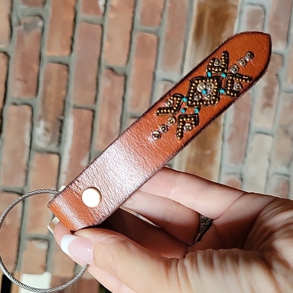 UPCYCLED SOUTHWESTERN BEADED KEYCHAIN - Picture 6 of 6